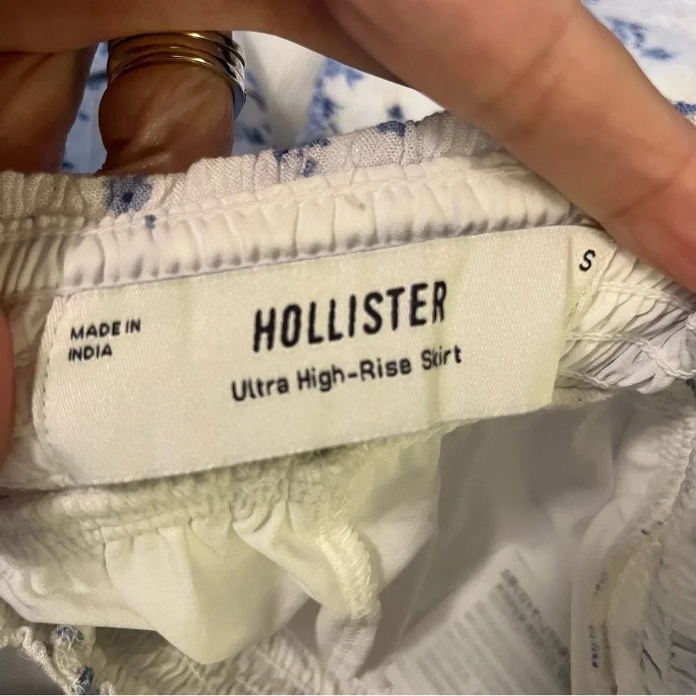 Hollister Ultra High Rise Sz S Mini Skirt Chinoiserie Ruffled Under Shorts